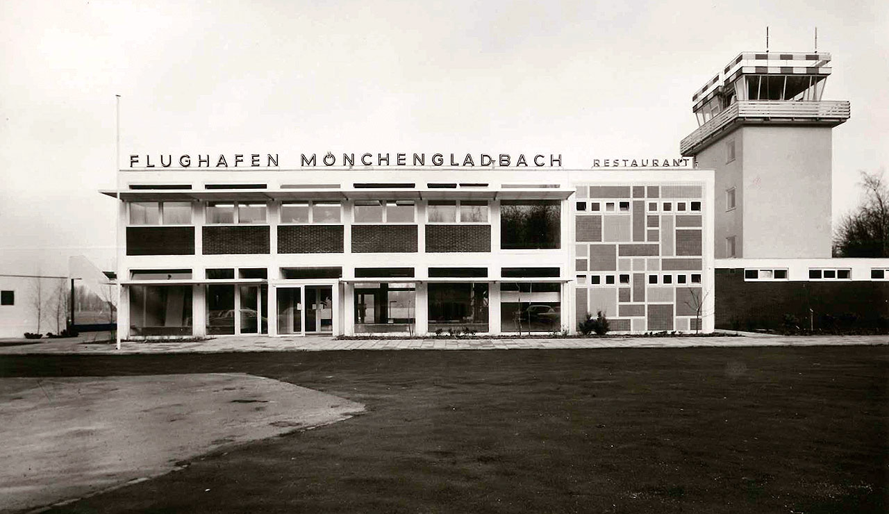 Flughafen Mönchengladbach historisch Foto Flughafen Mönchengladbach historisch